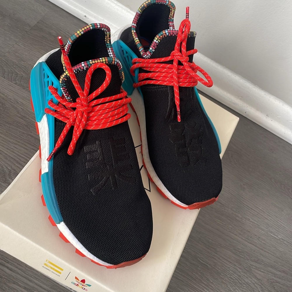 Pharrell nmd black blue orange